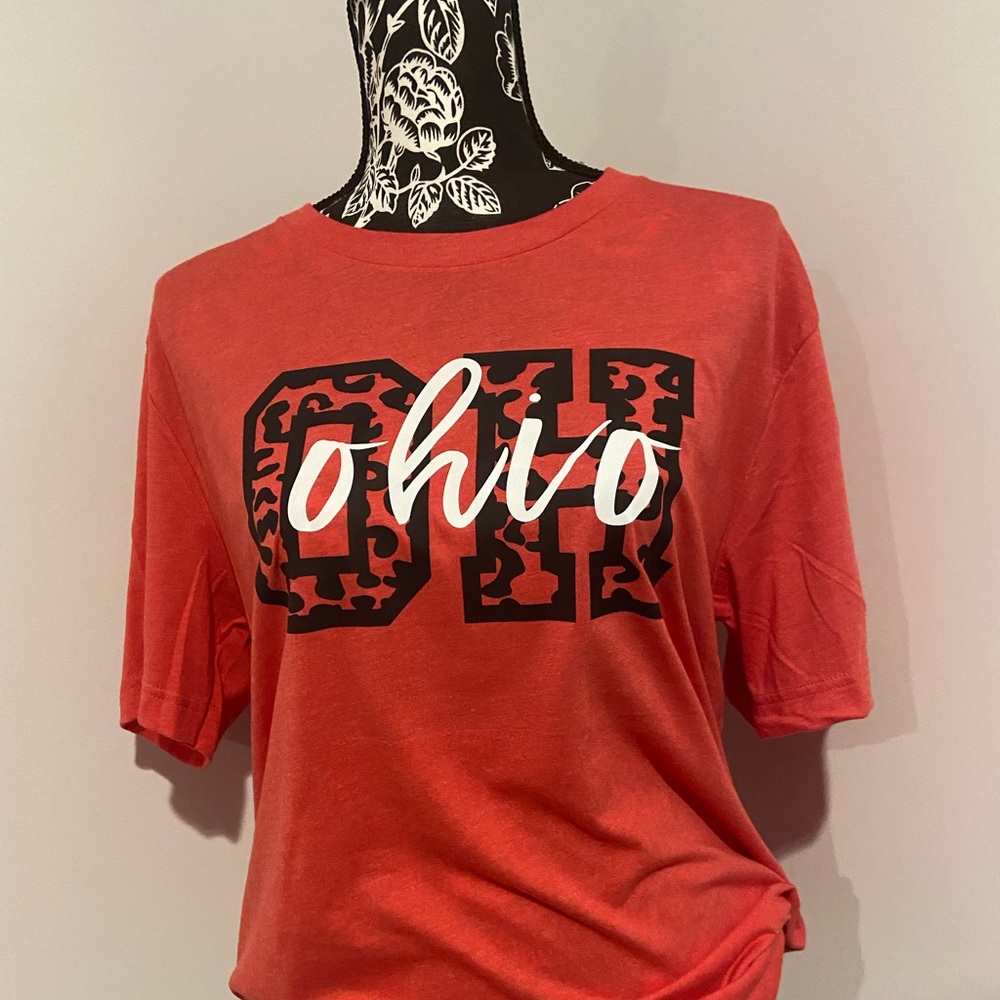 Bella Canvas T-shirt ♥️